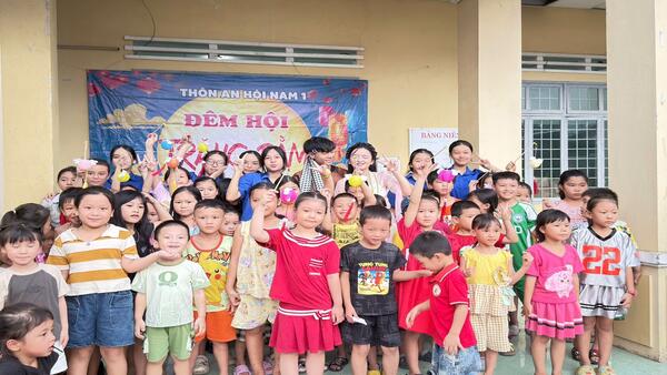 XÃ NGHĨA GIANG TỔ CHỨC NHIỀU HOẠT ĐỘNG Ý NGHĨA NHÂN DỊP TẾT TRUNG THU NĂM 2025